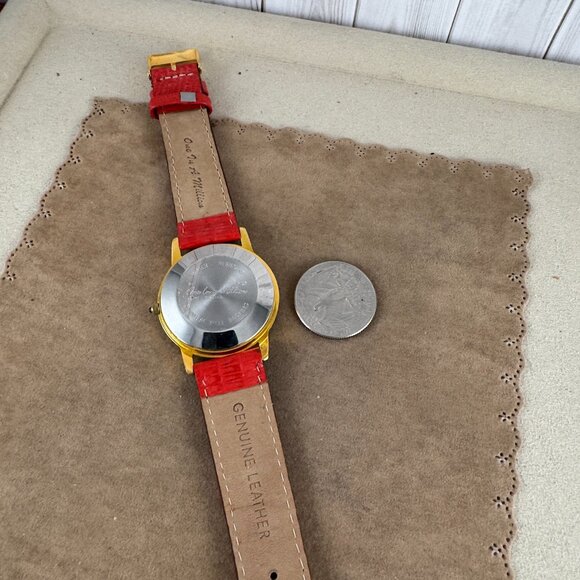 "Snap Out of It" vintage watch by One in a Million Watches - Picture 7 of 9